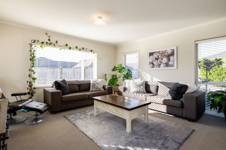 Photo of property in 9a Dover Road, St Andrews, Hamilton, 3200