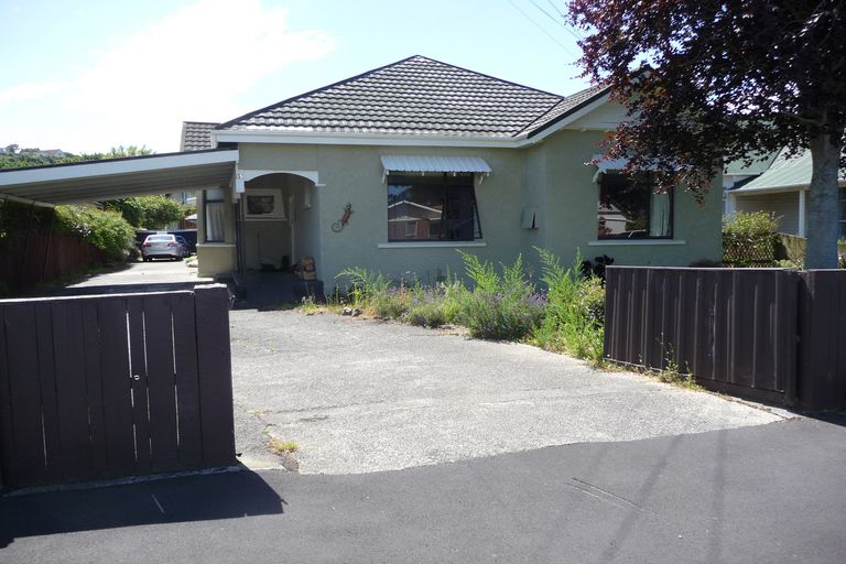 Photo of property in 15 Coughtrey Street, Saint Clair, Dunedin, 9012