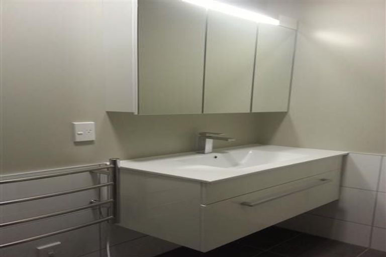 Photo of property in Canvas Apartments, 19/307 Willis Street, Te Aro, Wellington, 6011