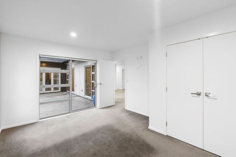 Photo of property in 51 Waikawa Beach Road, Manakau, Levin, 5573