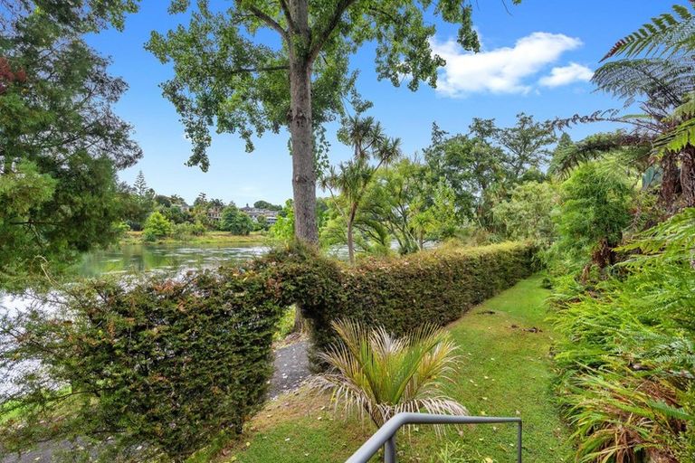 Photo of property in 489 River Road, Fairfield, Hamilton, 3214