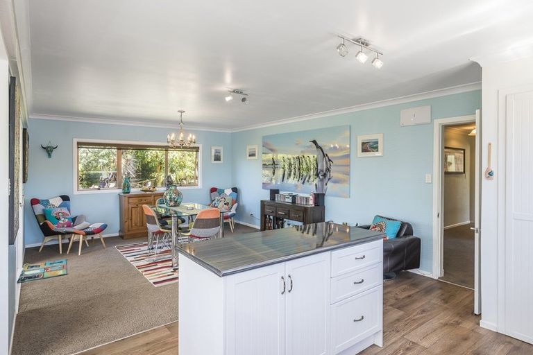 Photo of property in 60 Ratanui Road, Paraparaumu, 5032