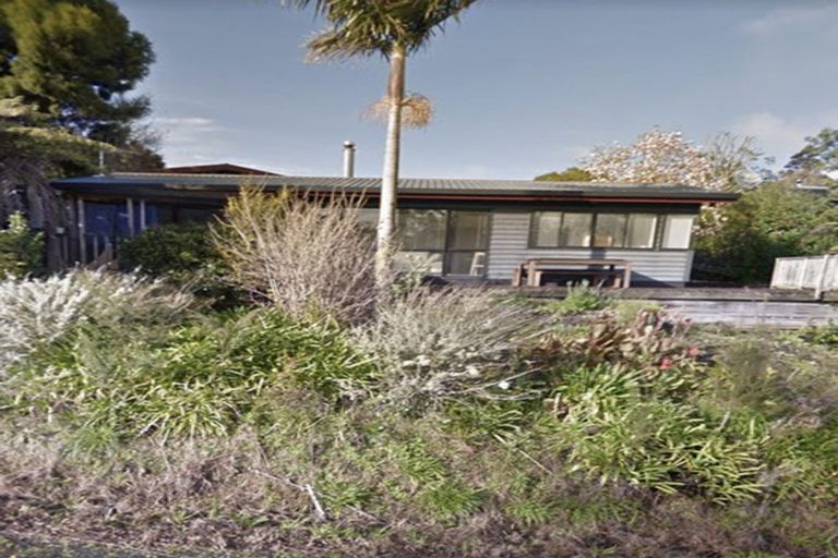 Photo of property in 7 Traffic Road, Greenhithe, Auckland, 0632