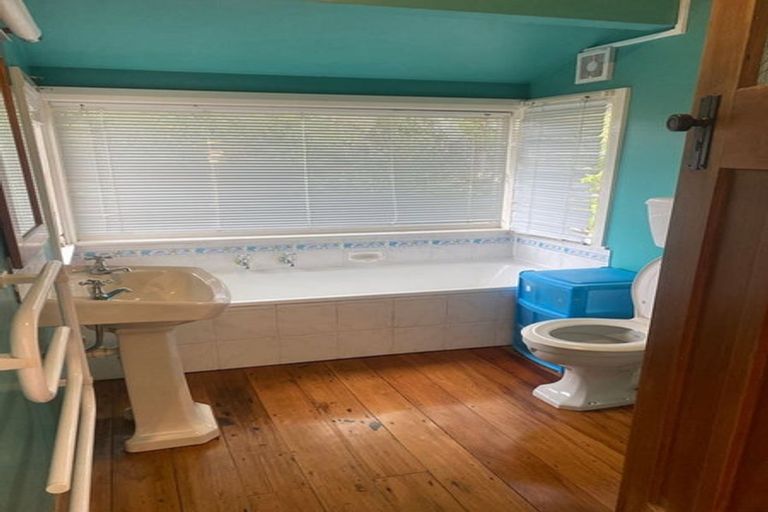 Photo of property in 44 Rothsay Road, Ngaio, Wellington, 6035