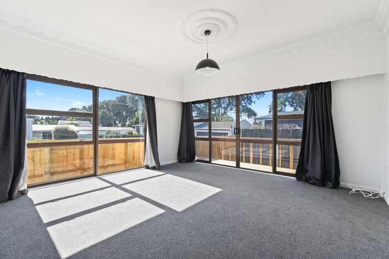 Photo of property in 12 Walsh Street, Forest Lake, Hamilton, 3200