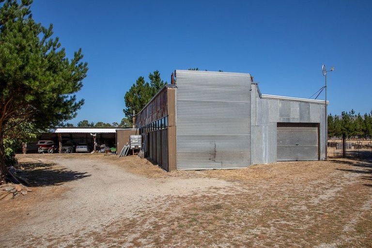 Photo of property in 301 Springvale Road, Springvale, Alexandra, 9391