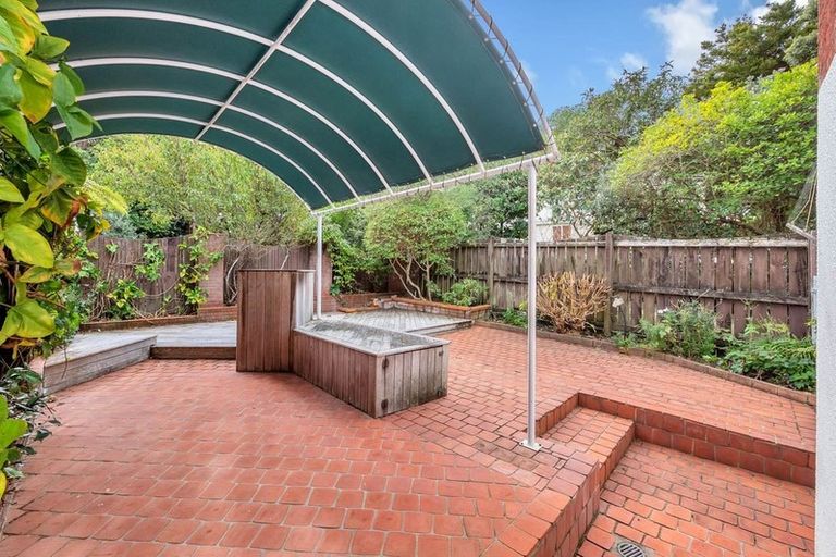 Photo of property in 2/30 Manly Esplanade, Browns Bay, Auckland, 0630