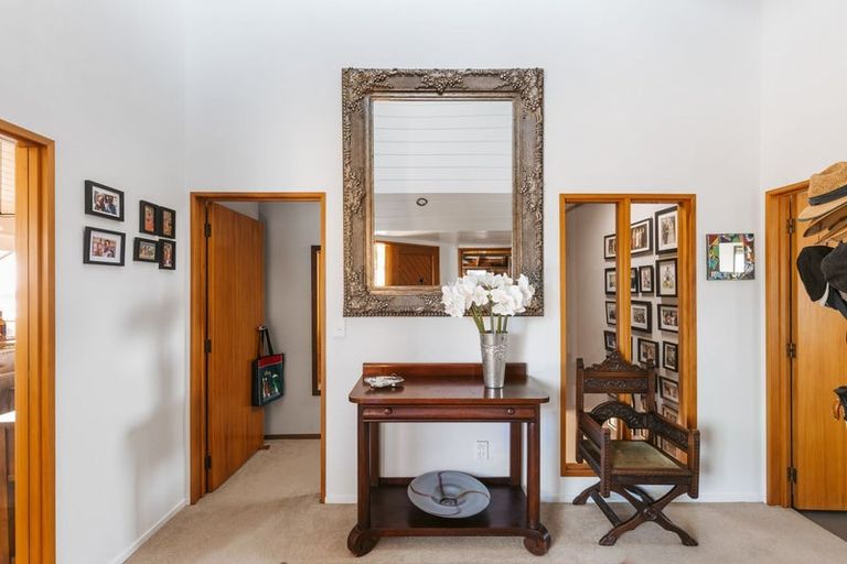 Photo of property in 17 Farnell Court, Omokoroa, 3114