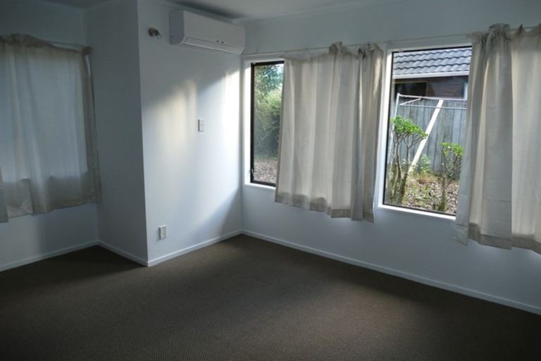Photo of property in 13 Batkin Road, New Windsor, Auckland, 0600