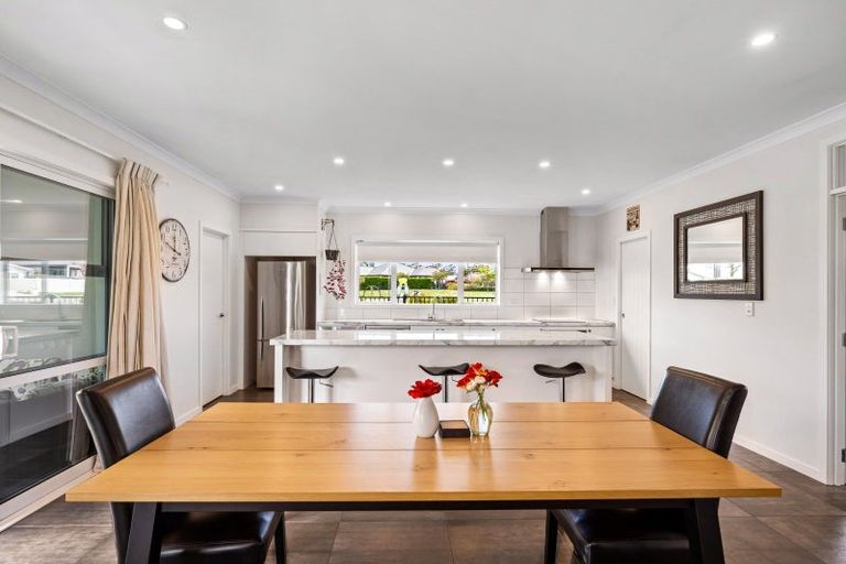 Photo of property in 21 Meissner Road, Havelock North, 4130