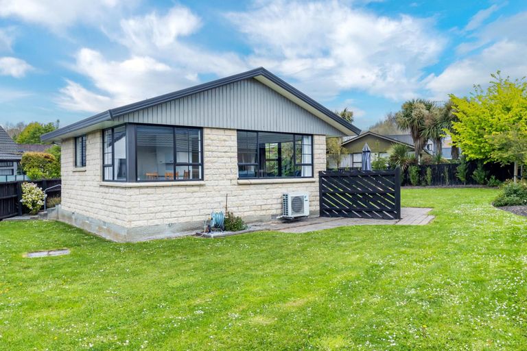 Photo of property in 15 Sawdon Place, Gleniti, Timaru, 7910