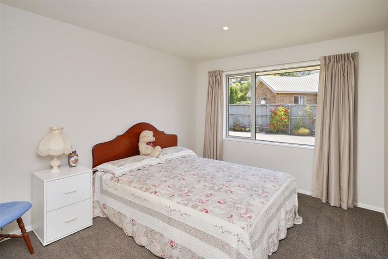 Photo of property in 8a Roscoe Street, Saint Martins, Christchurch, 8022