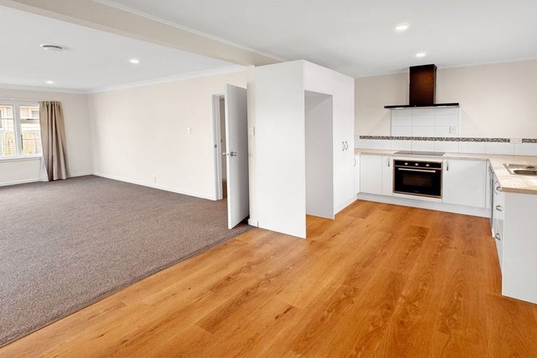 Photo of property in 53 Glenfield Crescent, Mairehau, Christchurch, 8052