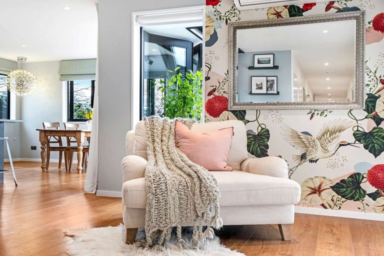 Photo of property in 33 Tara Crescent, Woodend, 7610