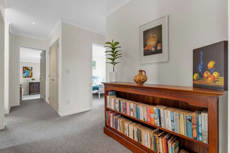 Photo of property in 18 Pacific Place, Whitianga, 3510