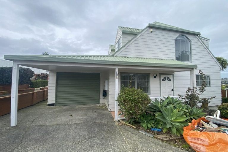 Photo of property in 2/102 Manuka Road, Bayview, Auckland, 0629