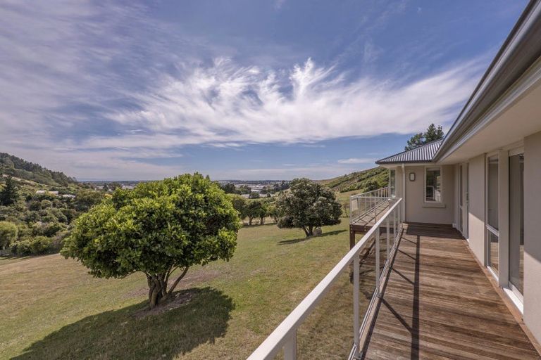 Photo of property in 77 Avoca Valley Road, Heathcote Valley, Christchurch, 8022