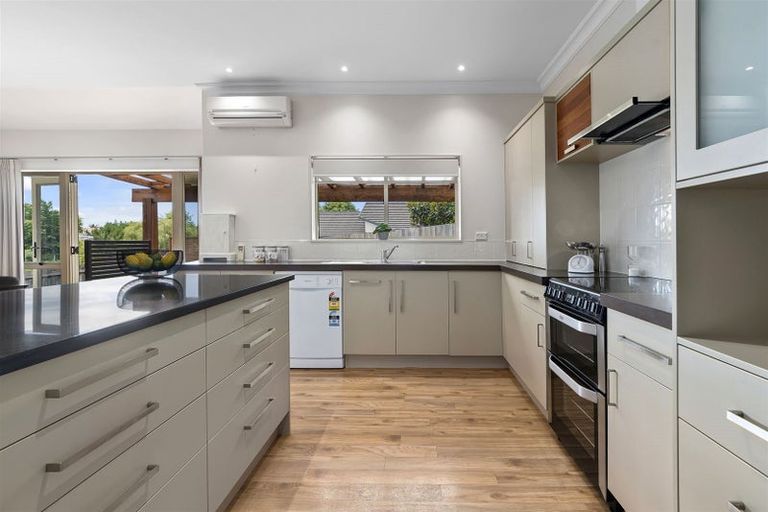 Photo of property in 14 Autumn Place, Ohauiti, Tauranga, 3112