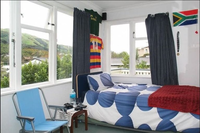 Photo of property in 55 Handyside Street, Tawa, Wellington, 5028