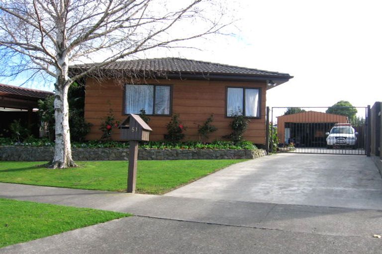 Photo of property in 51 Raglan Avenue, Cloverlea, Palmerston North, 4412