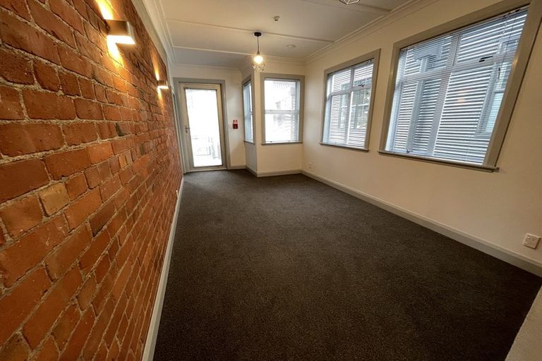 Photo of property in 98 Riddiford Street, Newtown, Wellington, 6021