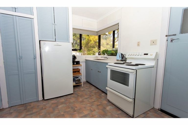 Photo of property in 73 Hargood Street, Woolston, Christchurch, 8062