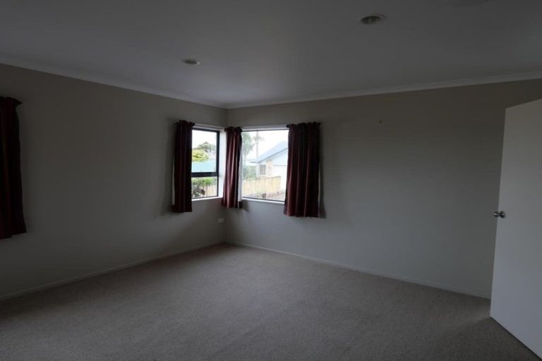 Photo of property in 61a Puriri Road, Pukekohe, 2120