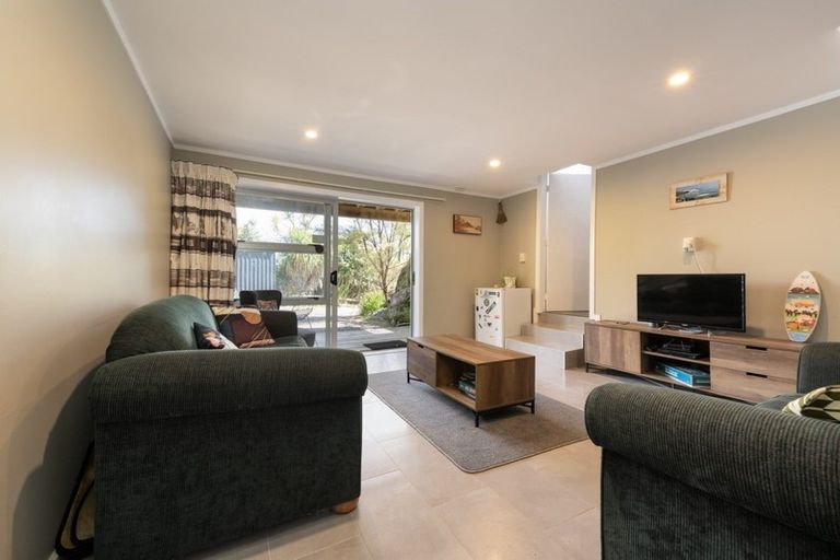 Photo of property in 22 East Street, Raglan, 3225