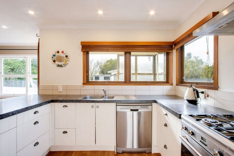 Photo of property in 4 Carl Avenue, Havelock North, 4130