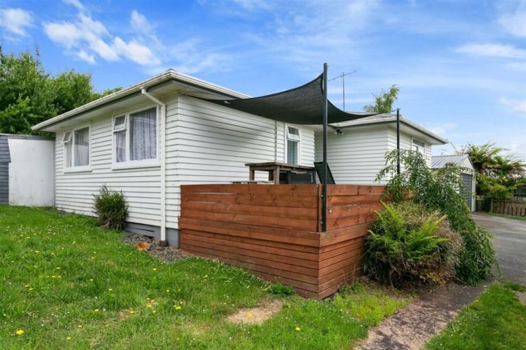 Photo of property in 10 Reid Drive, Putaruru, 3411