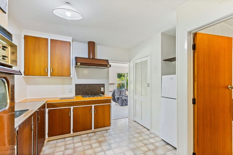 Photo of property in 42 Braemar Road, Castor Bay, Auckland, 0620