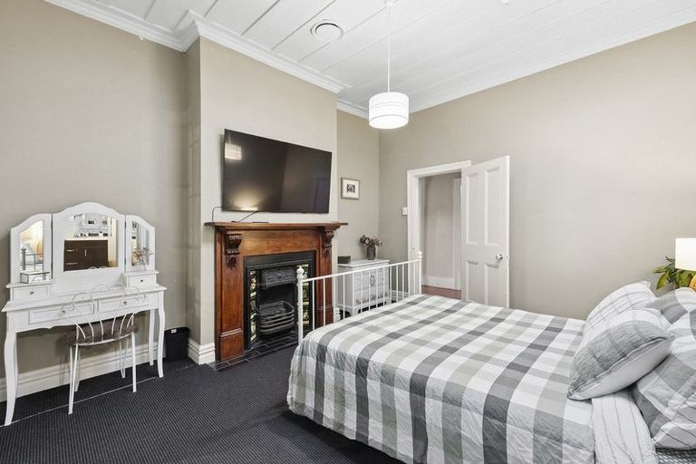 Photo of property in 19 Middleton Road, Kew, Dunedin, 9012