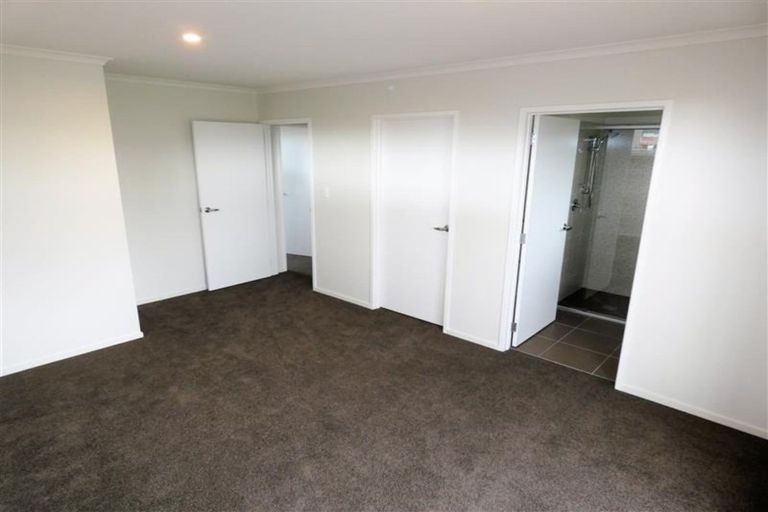 Photo of property in 48 Adams Road South, Pukekohe, 2120
