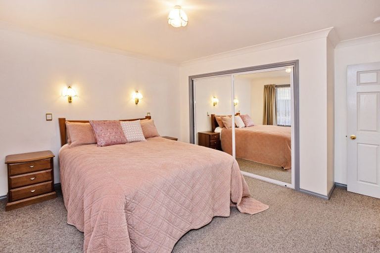 Photo of property in 29 Hardy Street, Strathern, Invercargill, 9812