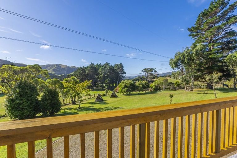 Photo of property in 306 South Makara Road, Makara, Karori, 6972