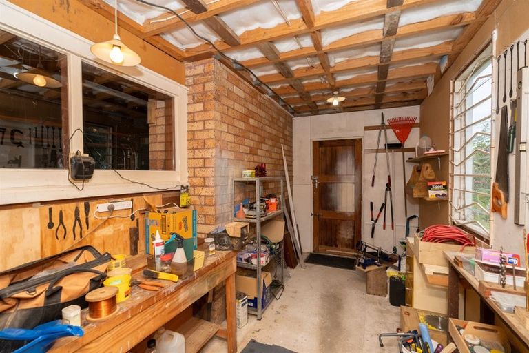 Photo of property in 135 Lake Crescent, Hamilton Lake, Hamilton, 3204