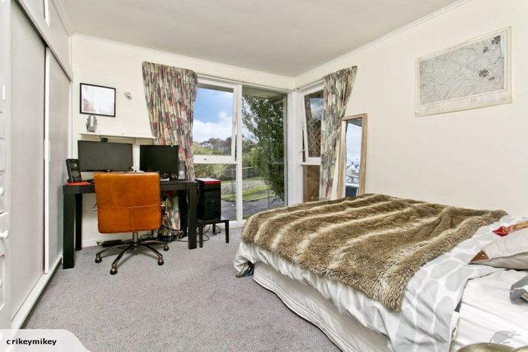 Photo of property in 21 Tui Glen Road, Birkenhead, Auckland, 0626