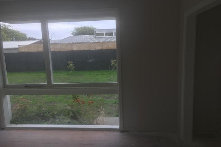 Photo of property in 1/7 Burrows Place, Ilam, Christchurch, 8041