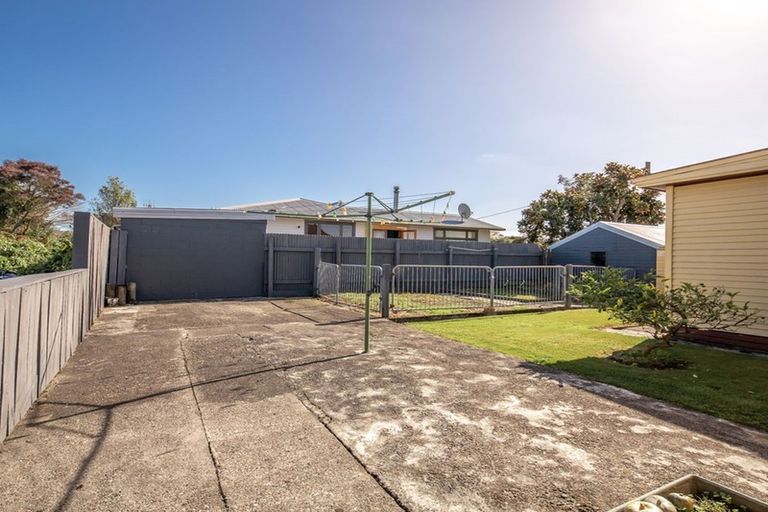 Photo of property in 20 Bentham Street, Westport, 7825