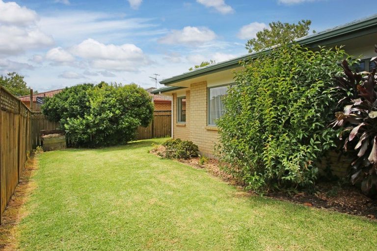 Photo of property in 6 Cottesmore Place, Huntington Park, Auckland, 2013