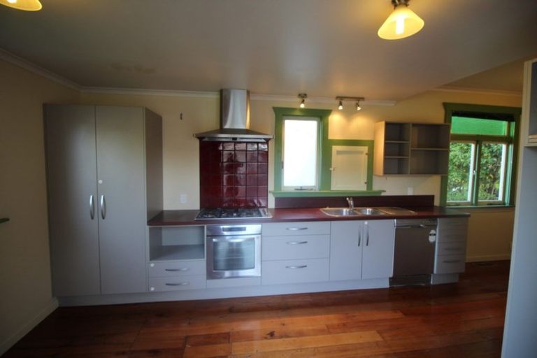 Photo of property in 19 Martin Street, Palmerston North, 4414