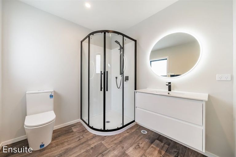 Photo of property in 42d Moeraki Road, Maoribank, Upper Hutt, 5018