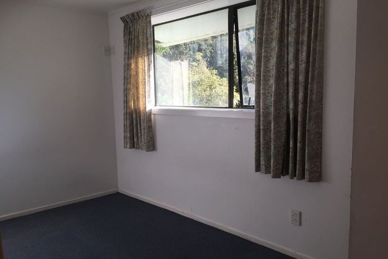 Photo of property in 81 Monorgan Road, Strathmore Park, Wellington, 6022