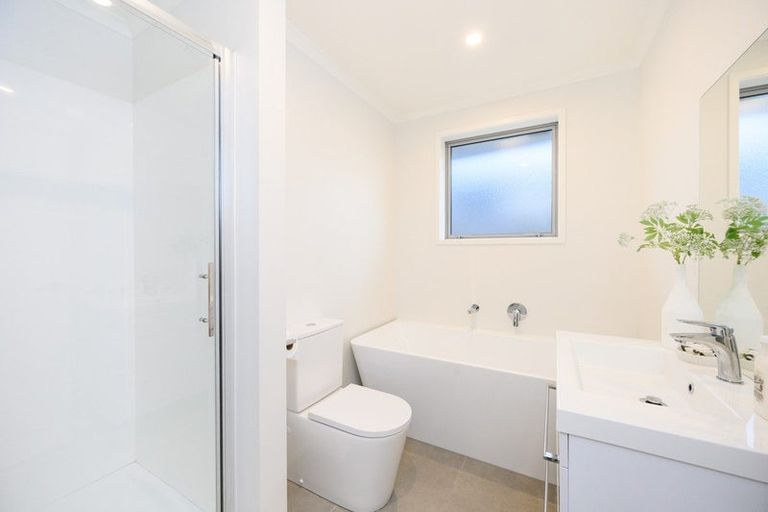Photo of property in 2 Kereru Court, Marton, 4710