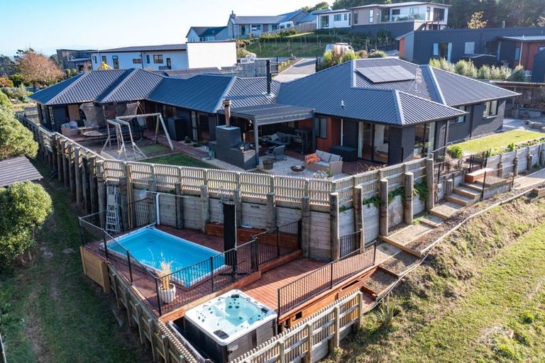 Photo of property in 14 Minsons Lane, Kennedys Bush, Christchurch, 8025
