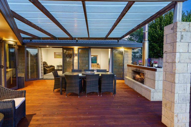 Photo of property in 901 State Highway 1, Te Horo, Otaki, 5581