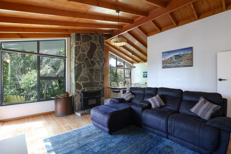 Photo of property in 52 Arapiki Road, Stoke, Nelson, 7011