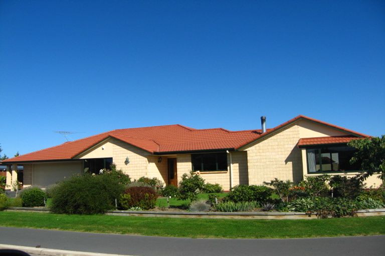 Photo of property in 2 Fenty Place, Mosgiel, 9024