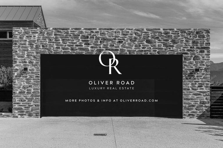 Photo of property in 18 Mckellar Drive, Jacks Point, Queenstown, 9371