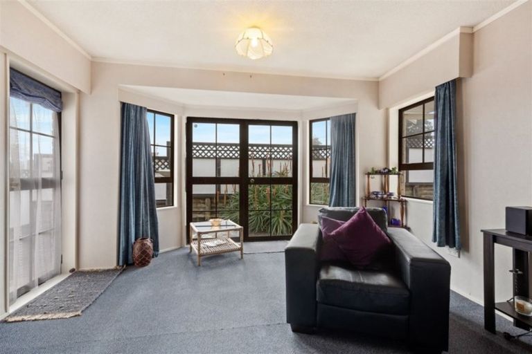 Photo of property in 9b Victoria Avenue, Waiuku, 2123